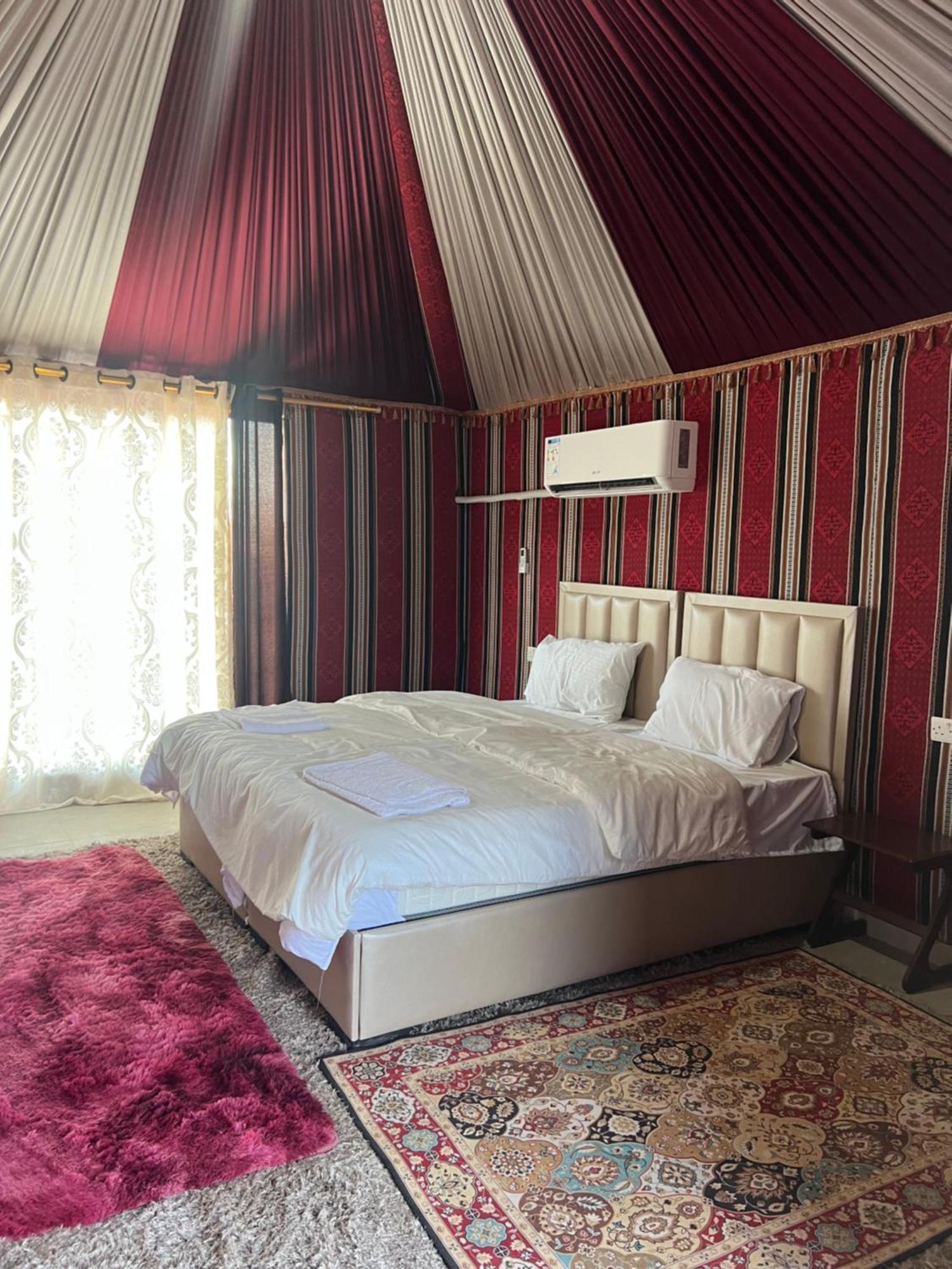 Rum Island Luxury Camp & Bubbles Hotel Ваді-Рам Екстер'єр фото