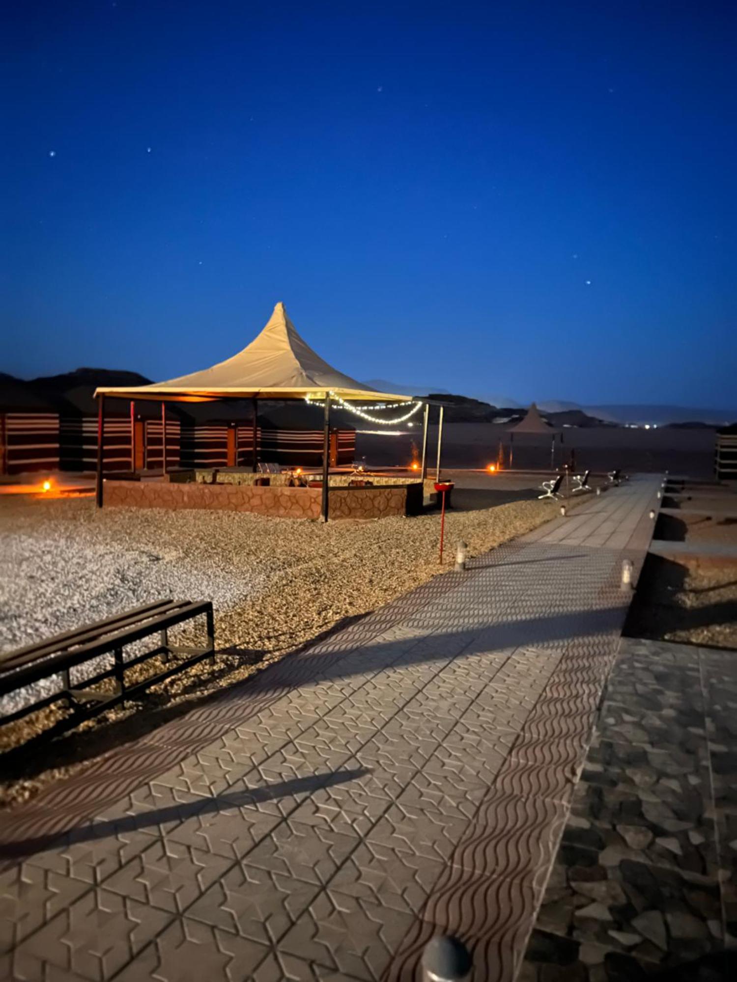 Rum Island Luxury Camp & Bubbles Hotel Ваді-Рам Екстер'єр фото